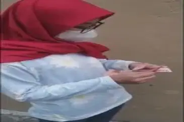 Public Agent Jilbab Lokal